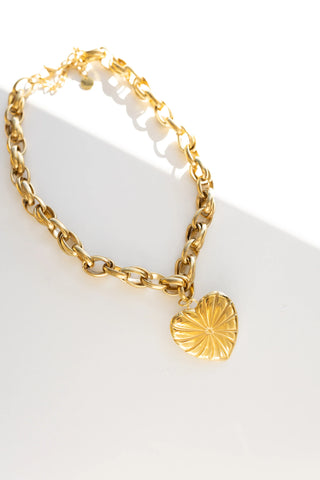 Bursting With Love Necklace - Gold