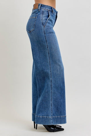 Judy Blue: Mid Rise Wide Leg Trouser