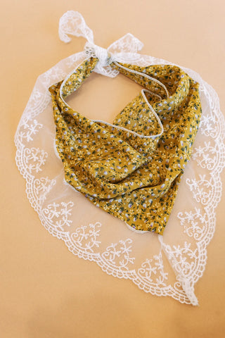 Little Bit Of Lace Scarf - Yellow