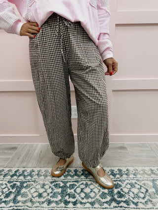 Going Gingham Barrel Pant