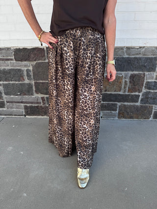 Spotted In Style Pant - Olive