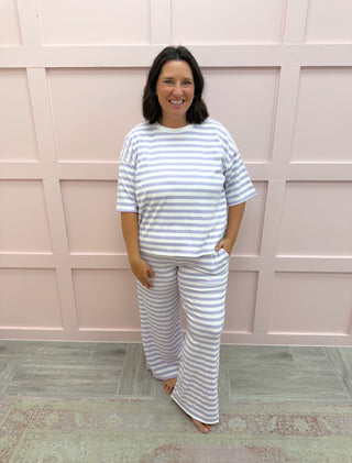The Vineyard Lane Set - Lavender/White