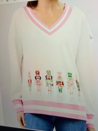 Hazel Sweatshirt - Large Nutcrackers