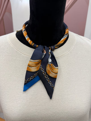 Kenzie Magnetic Neck Scarf - Dark Navy