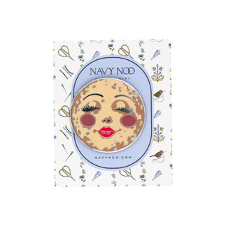 Smiling Moon Needle Minder