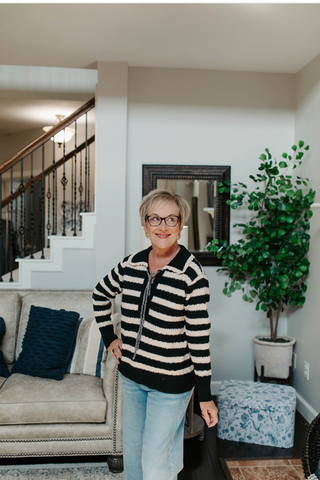 Verona Lace Knit Top -Black