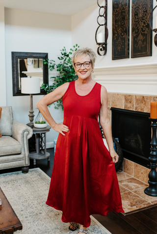 Sculpted Lines Midi Dress - Burgundy