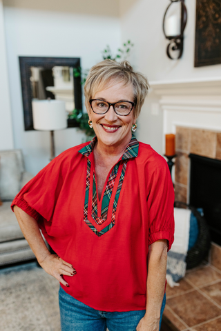 Mistletoe Moments Top - Red