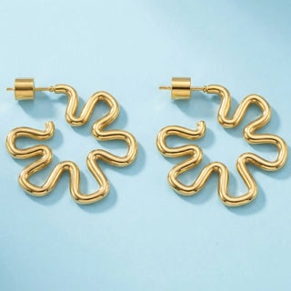 Sienna Flower Hoop Earrings