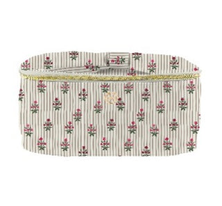 Kiss and Make Up Cottage Stripes